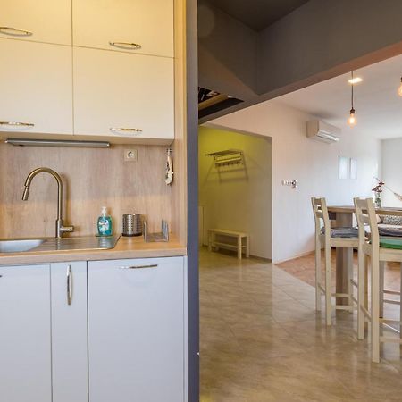 Artistic & Spacious 2Bd Central Apt By Flat Mаnager 索菲亞 外观 照片