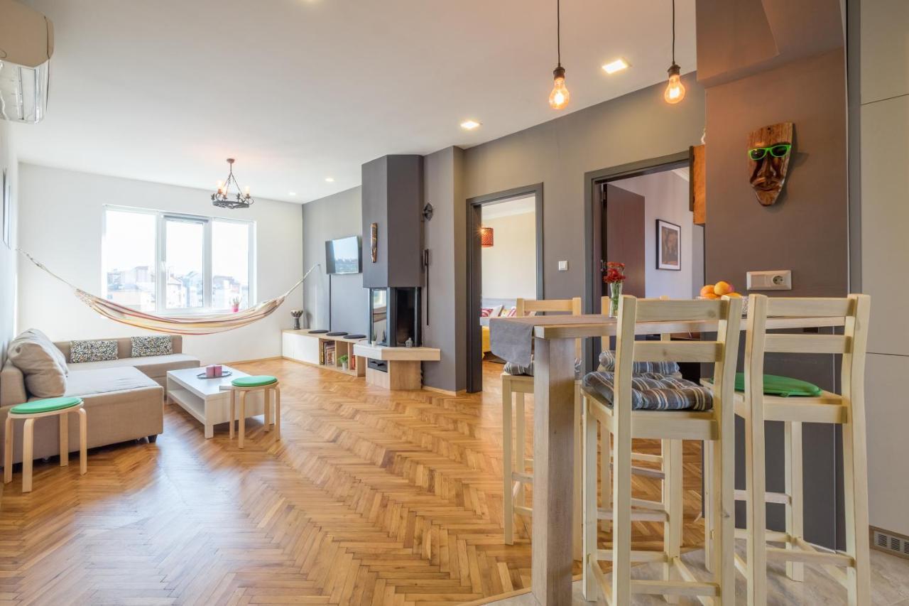 Artistic & Spacious 2Bd Central Apt By Flat Mаnager 索菲亞 外观 照片