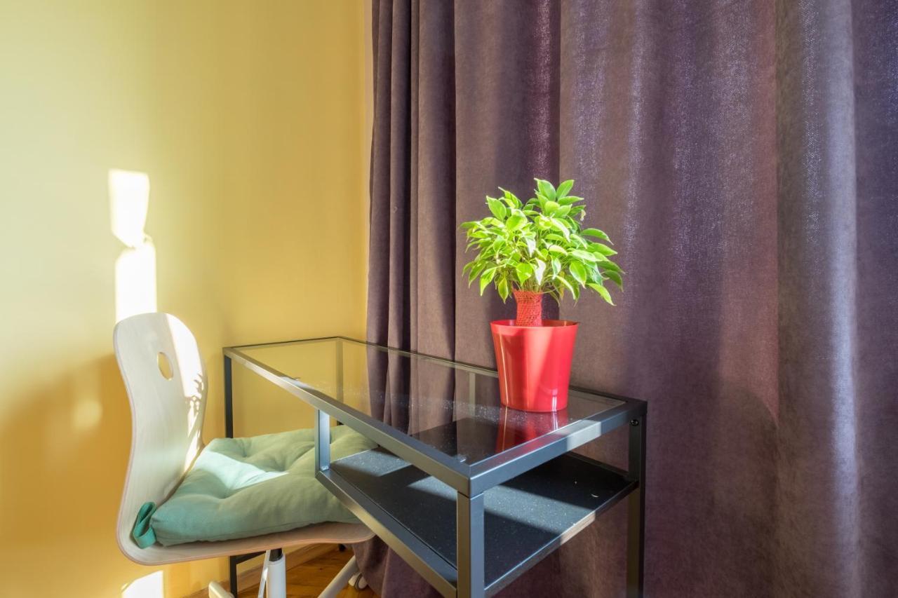Artistic & Spacious 2Bd Central Apt By Flat Mаnager 索菲亞 外观 照片
