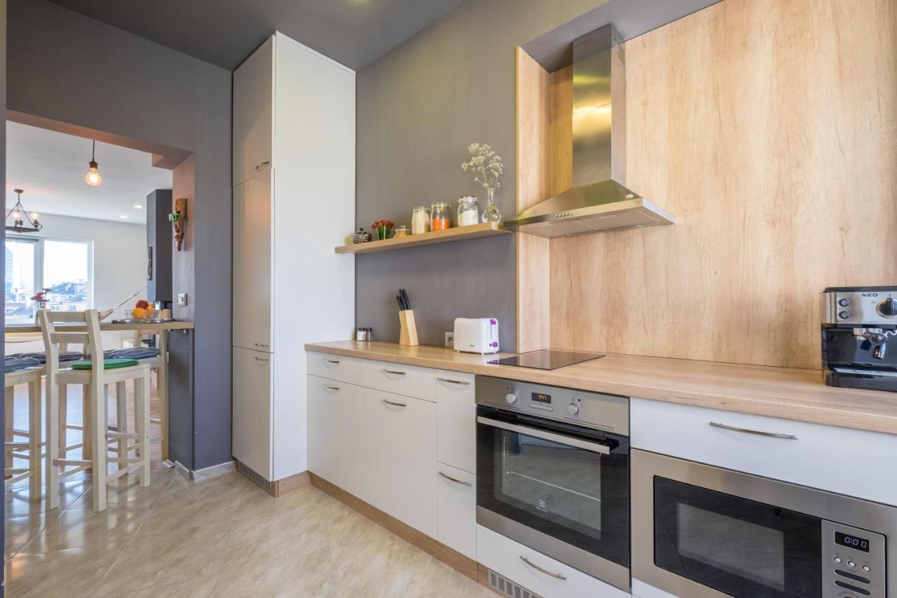 Artistic & Spacious 2Bd Central Apt By Flat Mаnager 索菲亞 外观 照片