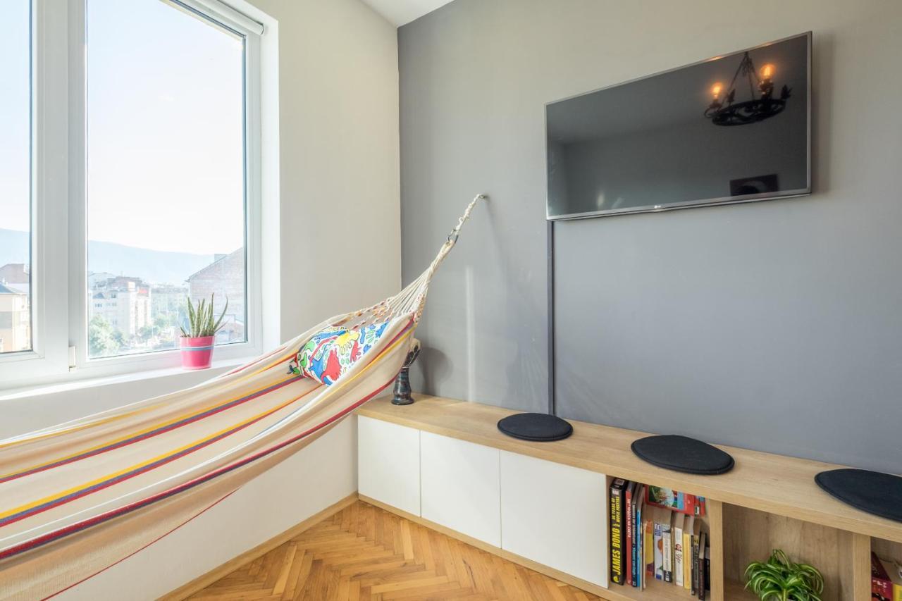 Artistic & Spacious 2Bd Central Apt By Flat Mаnager 索菲亞 外观 照片